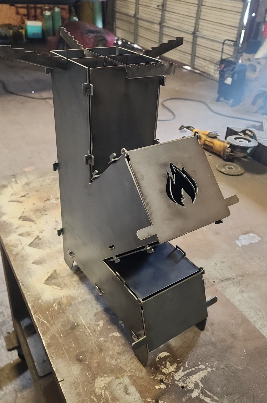 ROCKET STOVE